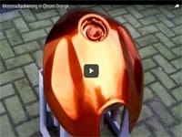 motorradlackierung in chrom orange