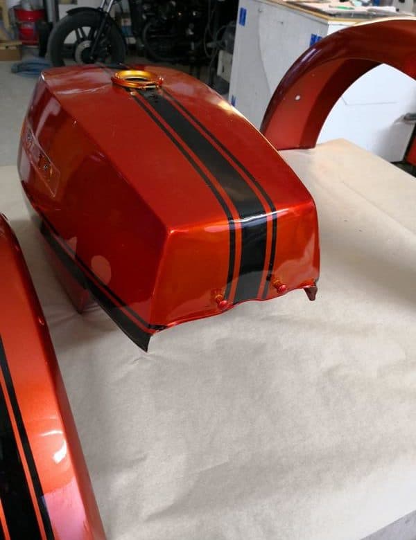 Motorrad Tank Orange lackiert